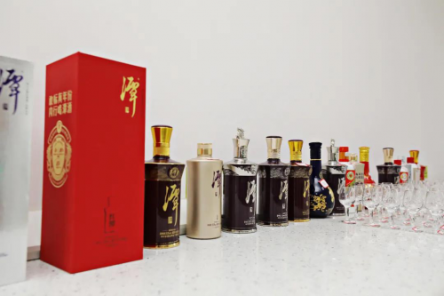 签了！潭酒与源坤深度联手，要干一件大事 重构酒类经营新生态